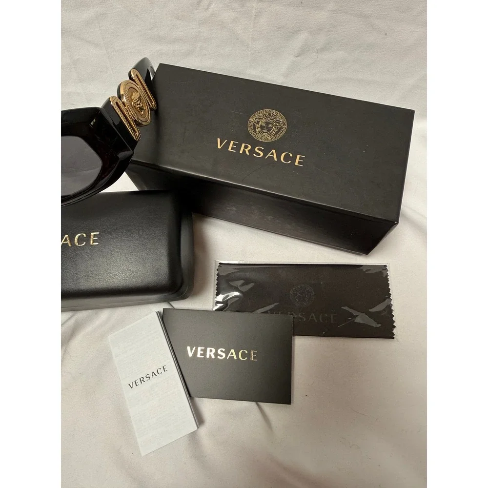 NWOT VERSACE VE4425U BLACK & GOLD MEDUSA SUNGLASSES - Picture 7 of 8